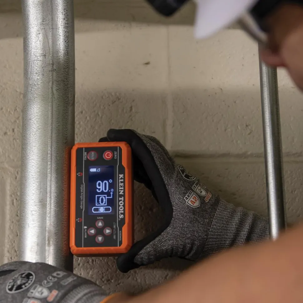 Digital & Dial Protractors: Style: Digital; Minimum Angle Measurement: 90; Maximum Angle Measurement: 180; Measuring Range (Degrees): 360.00