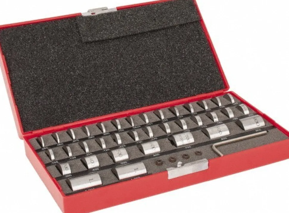 Gage Block Set: 0.05 to 1'' Range, 36 Pc