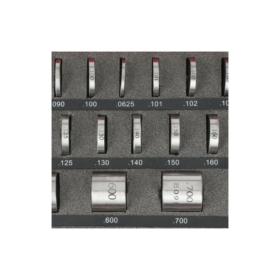 Gage Block Set: 0.05 to 1'' Range, 36 Pc