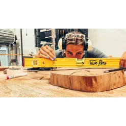 72" Long 3 Vial Box Beam Level