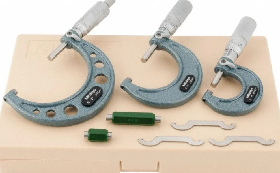 Mechanical Outside Micrometer Set: 3 Pc, 0 to 3" Measurement