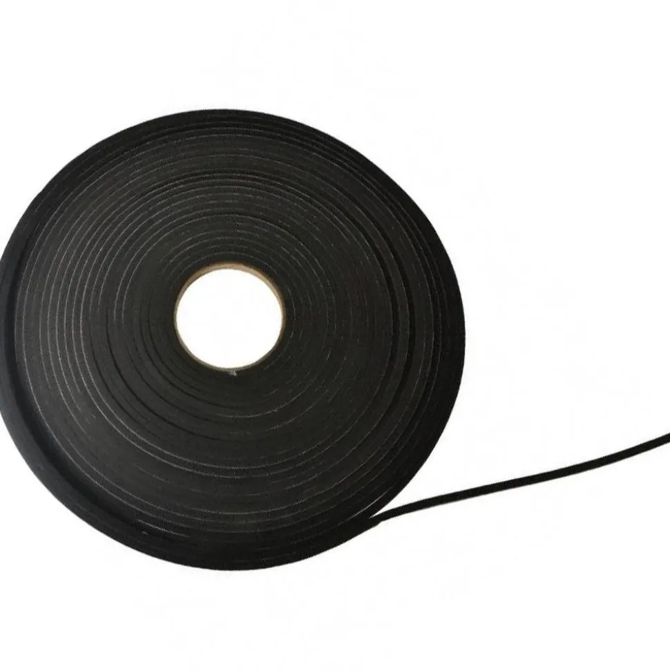 Rubber Roll: Closed Cell, Neoprene Spring Blend, 1/4" Thick, 1/2" Wide, 50.000' Long, Black